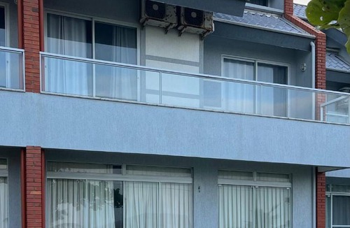 Quatro Ilhas House | Morada de 4 Ilhas