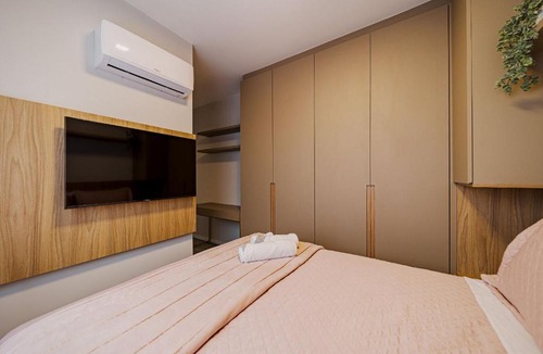 Anita Garibaldi Apartment | Morse Residential Flip Key MOR000