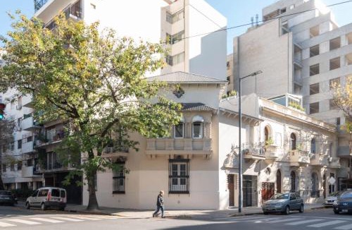 Colegiales House | MOT Mansion Paz A 10 pax Deluxe House Belgrano