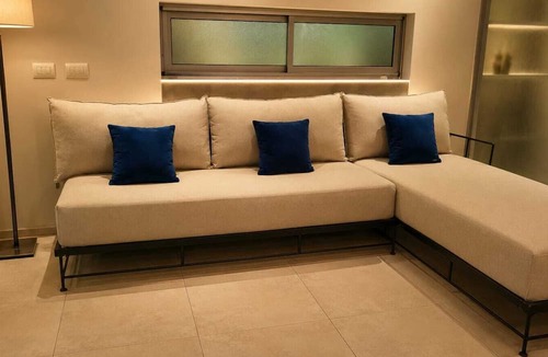 Colegiales Apartment | MOT Rentals Concepcion Hotel - 3 Bd 2 Ba Parking, Gym and Pool