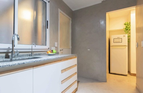 Recoleta Apartment | Mot Rentals + Junin Recoleta Mall 4 Bd