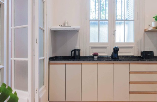Colegiales Villa | MOT Rentals + Villa Mansion Paz - 20 pax Deluxe House Belgrano
