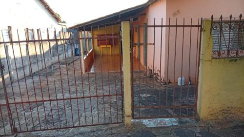 Sao Jose do Rio Preto House | Munhoz Hospedagem Econômica 1