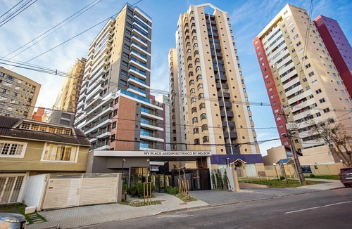 Cristo Rei Condo | My Place by Yogha