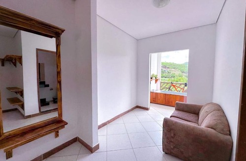 Vargem Alegre Ski Chalet | Nature flat with balcony and bathtub 08