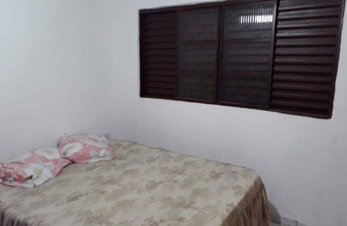Guaratingueta House | Near market and bakery.