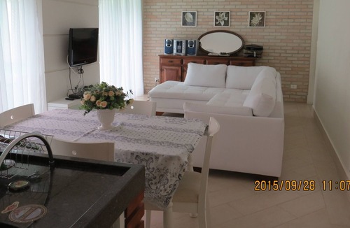 Guarutuba House | New House Ground Floor, Pool, Garden, between two rivers, beach at 250m, Market.