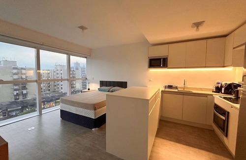Cristo Redentor Apartment | New Modern Studio Apartment with Garage and Great Location