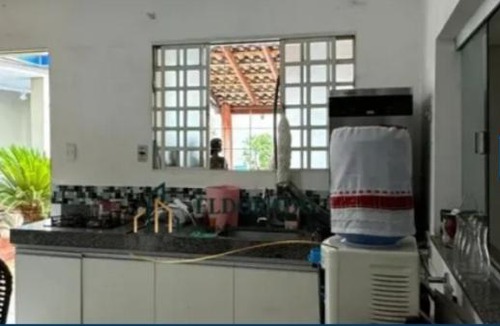 Da Goiabeira House | Nosso lar hostel