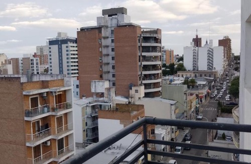 Parana Apartment | Nuez de la Isla "Centro Apart" -MICROCENTRO- Balcón con vista a la ciudad!
