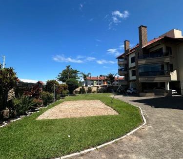 Ingleses do Rio Vermelho Apartment | Ocean View in Ingleses - Beachfront Apt