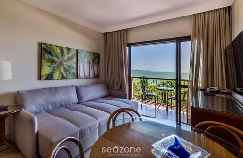 Jurere Apartment | Oceanfront Suite in a Beachfront Resort JBV122