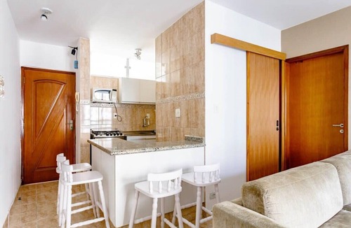 Barra Funda Apartment | Oceanview Apartment in Guarujá: Fast WiFi & Smart TV