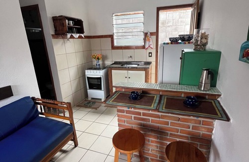 Bairro das Laranjeiras House | One-bedroom house one block from Jacaraipe beach.