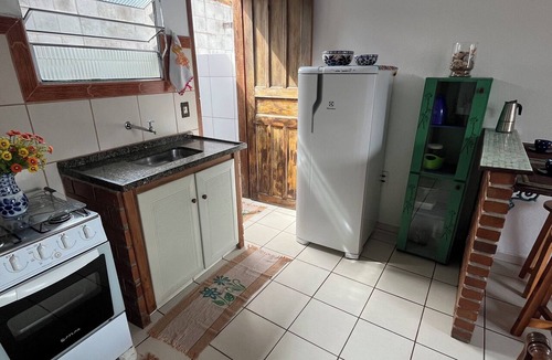 Bairro das Laranjeiras House | One-bedroom house one block from Jacaraipe beach.