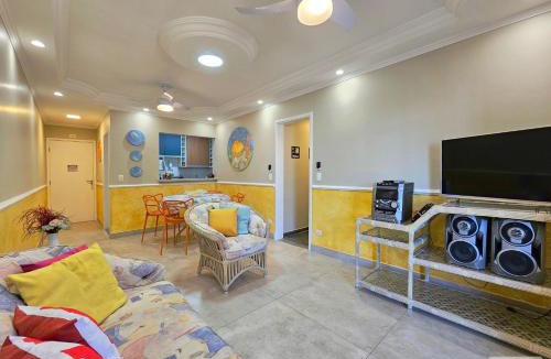 Jardim Virginia Apartment | Orange Beach Enseada Guarujá - Piscina, Ar, Wi-Fi, 3 Quartos a Poucos Passos do Mar