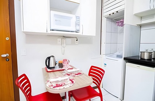 Sudoeste e Octogonal Apartment | OZPED Flats Particulares Mont Serrat