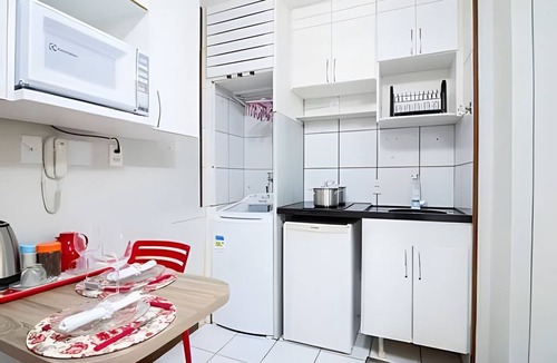 Sudoeste e Octogonal Apartment | OZPED Flats Particulares Mont Serrat