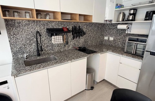 Villa Crespo Apartment | Palermo Portẽnito: A Cosmopolitan Nomad Oasis