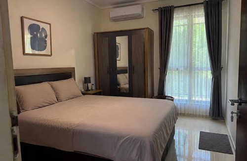Villa Mercedes House | Panaderia Village