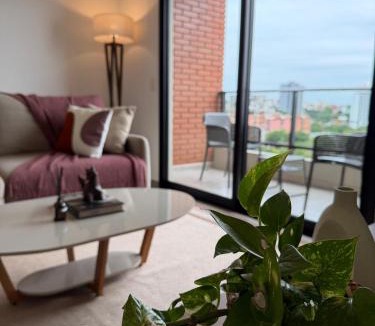 Encarnacion Apartment | Paraná Playa Costanera departamento Premium de 2 dormitorios con Parking, vistas y terraza!