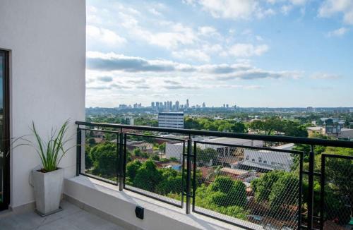 Fernando De La Mora Apartment | Peaceful Stay with Rooftop Pool Access U214