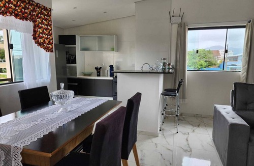 Pereque-Acu Apartment | Perequê-Açú - 200m from the beach Air conditioning Grill 8 Guests