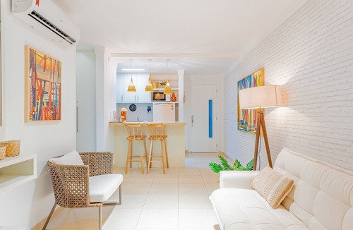 Praia do Forte Apartment | PF69 Excellent bedroom and living room 20m from the beach