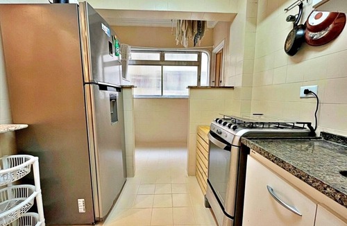 Barra Funda Apartment | PITANGUEIRAS 50 METERS FROM THE SEA, SERVICE. Beachfront, side view of the sea, Wi-Fi
