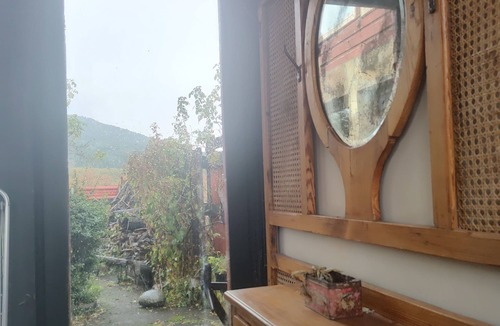 San Martin de los Andes Cottage | Pleasant 2-bedroom cottage in San Martín de los Andes awaits you.
