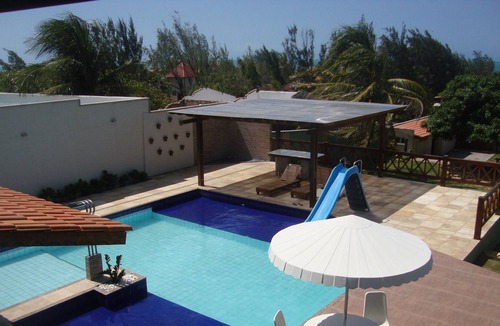 Tabuba House | Pleasant beach house with pool, terrace, deck and ocean views