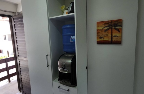 Centro Apartment | POR011 | Spacious 3-Suite Apartment Near Beach