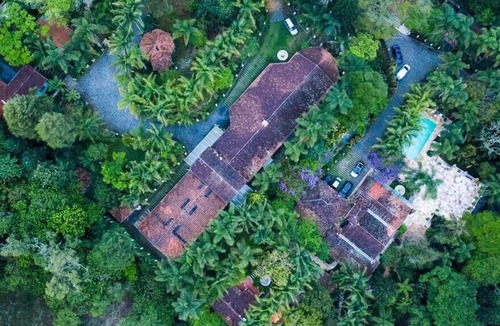 Embu das Artes House | Portuguese Chalet