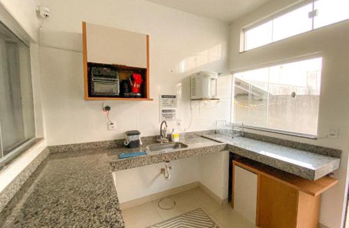 Anapolis House | Pousada Acessus - Proximo da UniEvangelica e Hospital HEANA