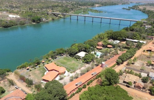 Canoeiros Hotel | Pousada Canto do Rio