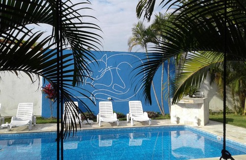 Itanhaem Hotel | Pousada Chateau Sophie