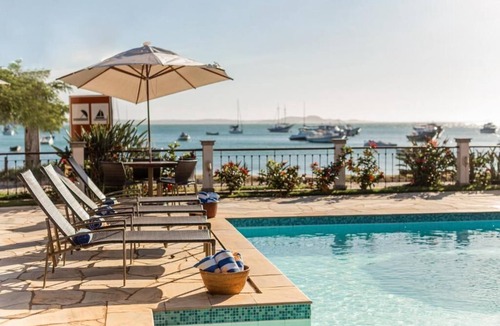 Ossos Hotel | Pousada Corsário Búzios