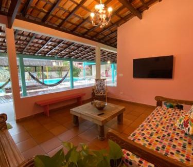 Centro Comercial House | Pousada Maria Felipa Ilhabela