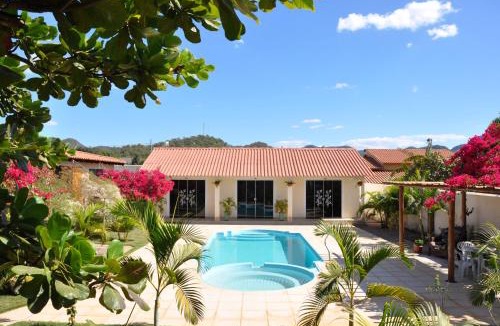 Cavalcante House | Pousada Suites Bougainville