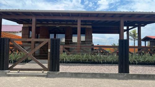 Balneario Gaivota House | Pousada Toca da Coruja Chalé Grande