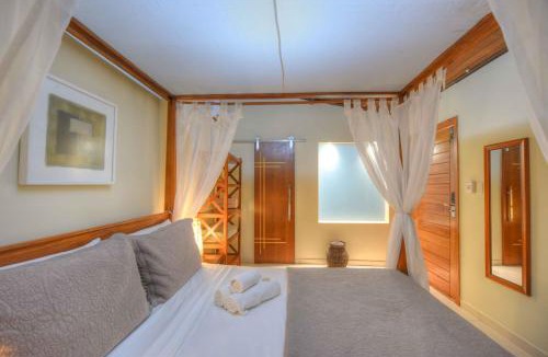 Paranagua Hotel | Pousada Treze Luas