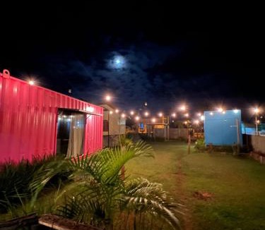 Balneario Arroio do Silva House | POUSADAGiraGarden Containers