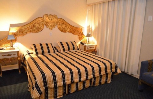 Centro Hotel | Premium Room w/Comfortable Bed & Steps to Chapecó’s Top Sights