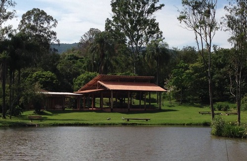 Jardim Shangri-La House | PRETTY! Pool, BBQ, Private Lake with Kayak