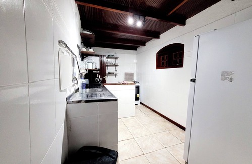 Ferradurinha House | Property located 30 meters from Ferradurinha beach