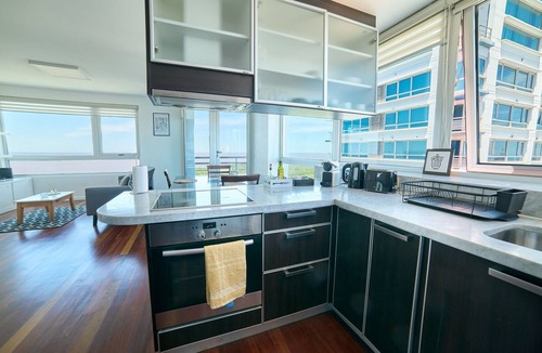 Buenos Aires Central Business District Apartment | Puerto Madero 40th Floor River View 67 sqm