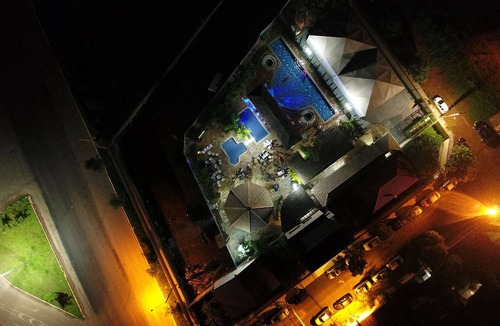 Setor Lagoa Quente House | PUNTA CALDAS > HOUSE 6 > R$960/HOUSE/NIGHT > SLEEPS 6