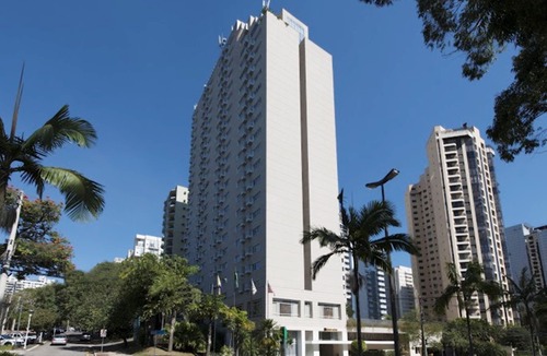 Alphaville Industrial Hotel | Quality Suites Alphaville