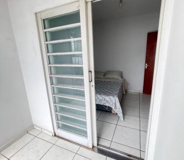 Campinas Apartment | Quarto de Apt pra moto GP Goiânia