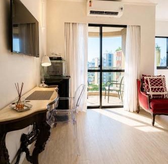 Itaim Bibi Apartment | Quarto no Clarion Hotel 5 estrelas Itaim Conforto